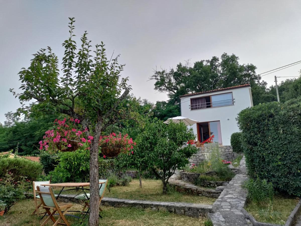 Perla - With Sea View Apartment *