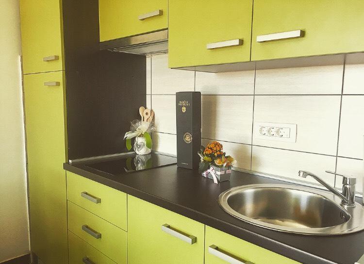 Perla - With Sea View Apartment *